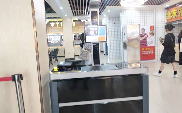 智慧食堂走進(jìn)校園，從此告別飯卡、排隊(duì)！